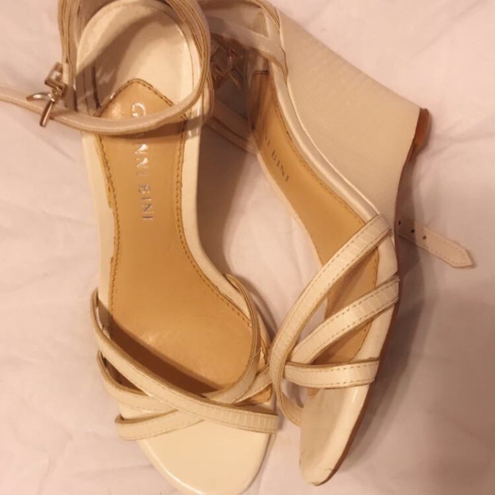 Gianni Bini Wedges